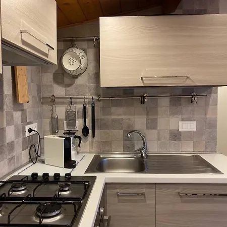 New! Uptown Terraces Apartment Rom