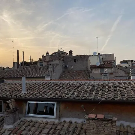 Апартаменты New! Uptown Terraces