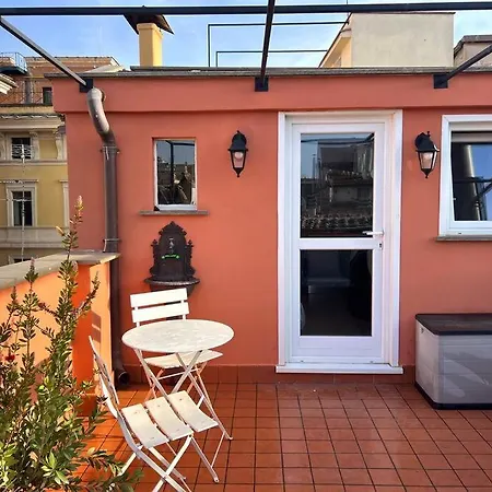 New! Uptown Terraces Апартаменты *