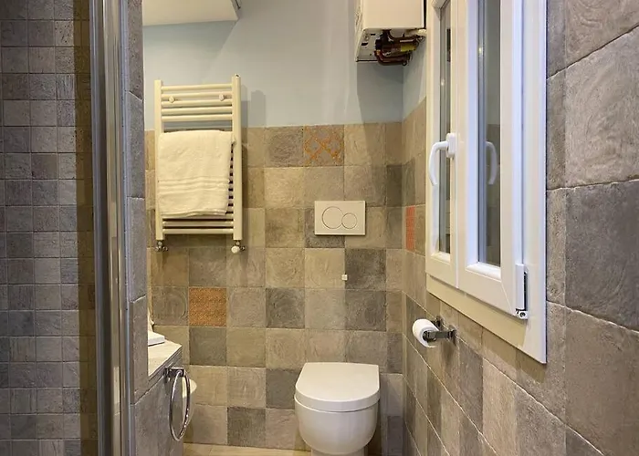 דירה New! Uptown Terraces